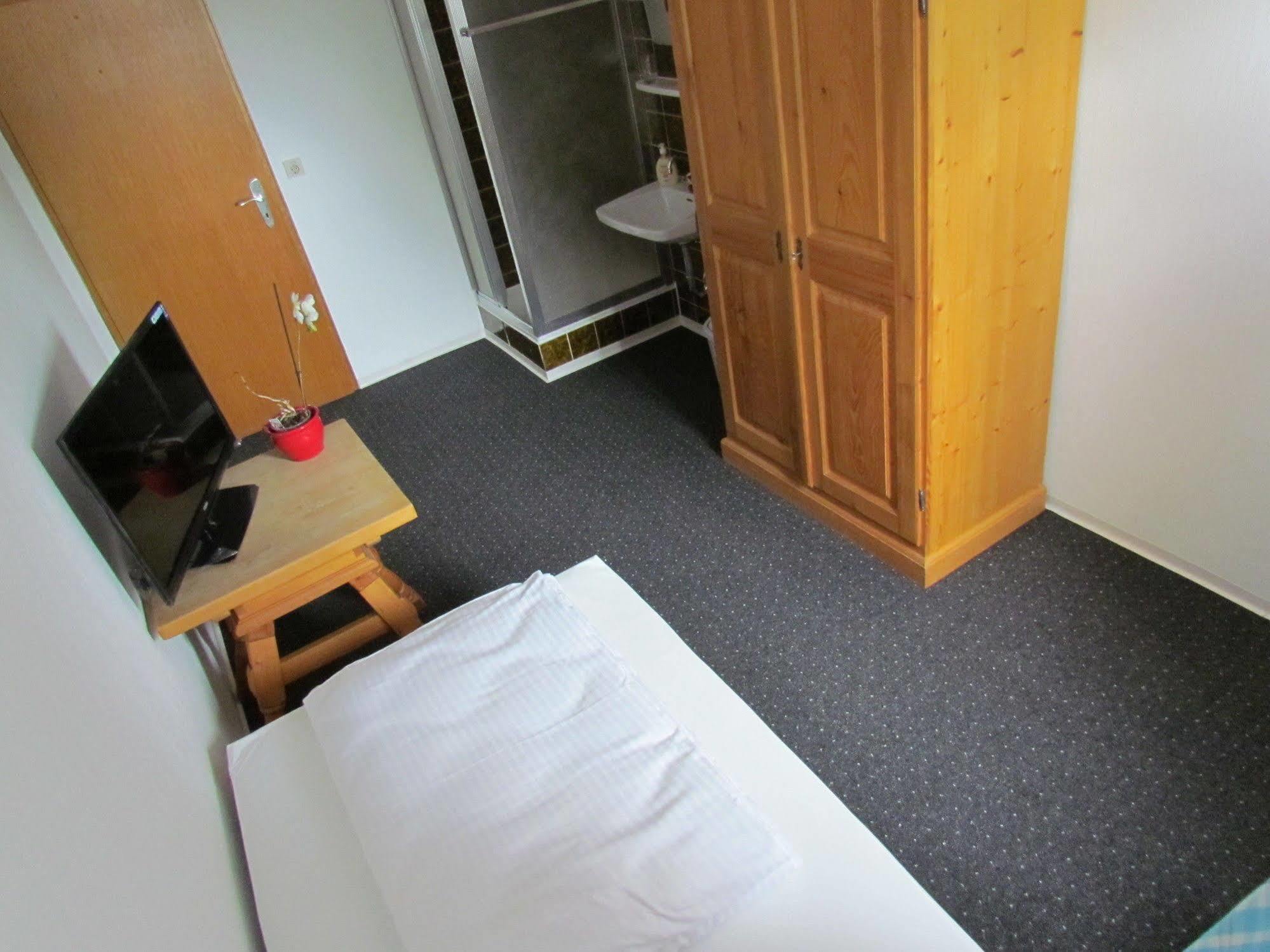 Hotel Stadt Mainz Schwabenheim an der Selz Dış mekan fotoğraf