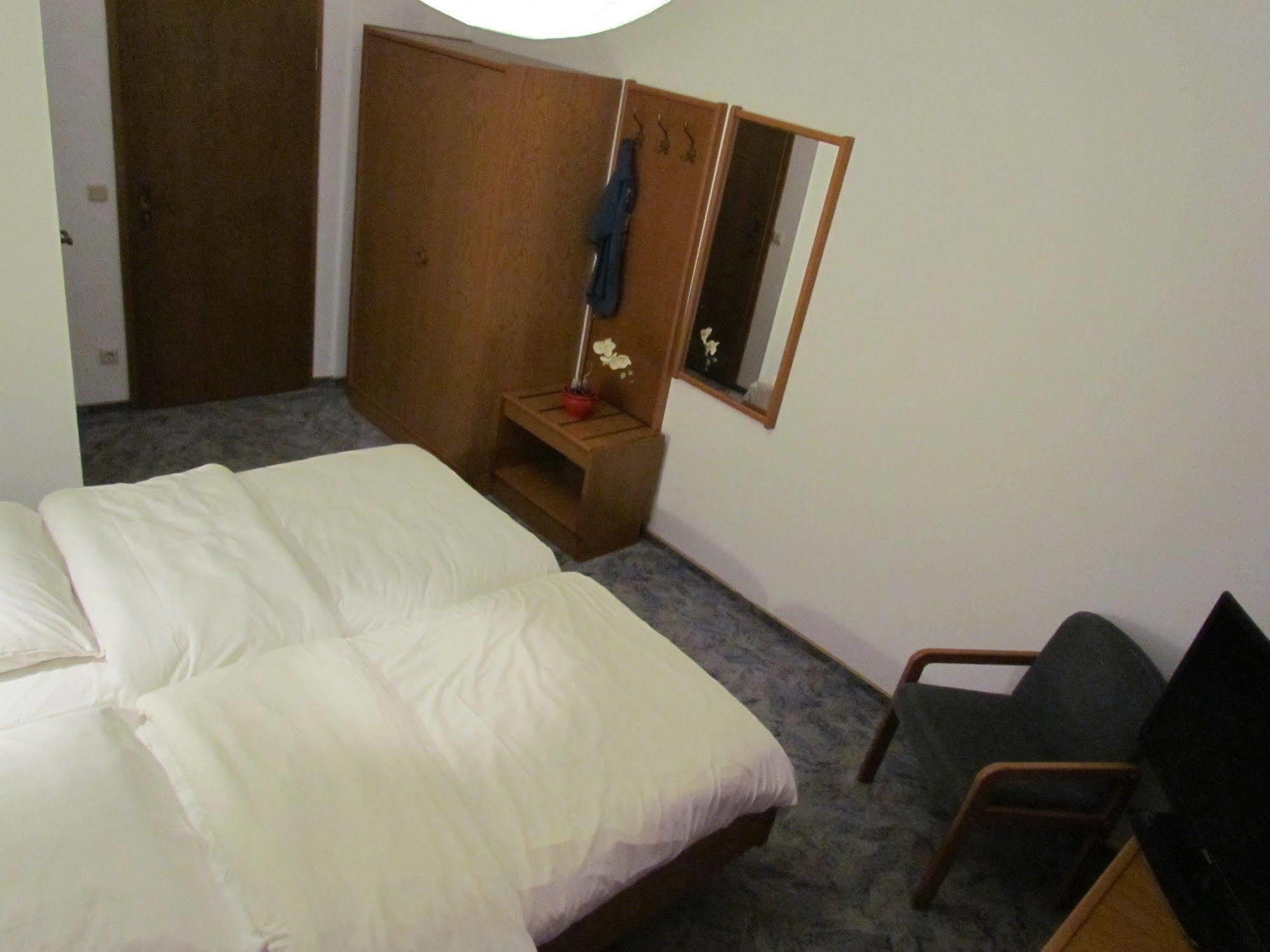 Hotel Stadt Mainz Schwabenheim an der Selz Dış mekan fotoğraf